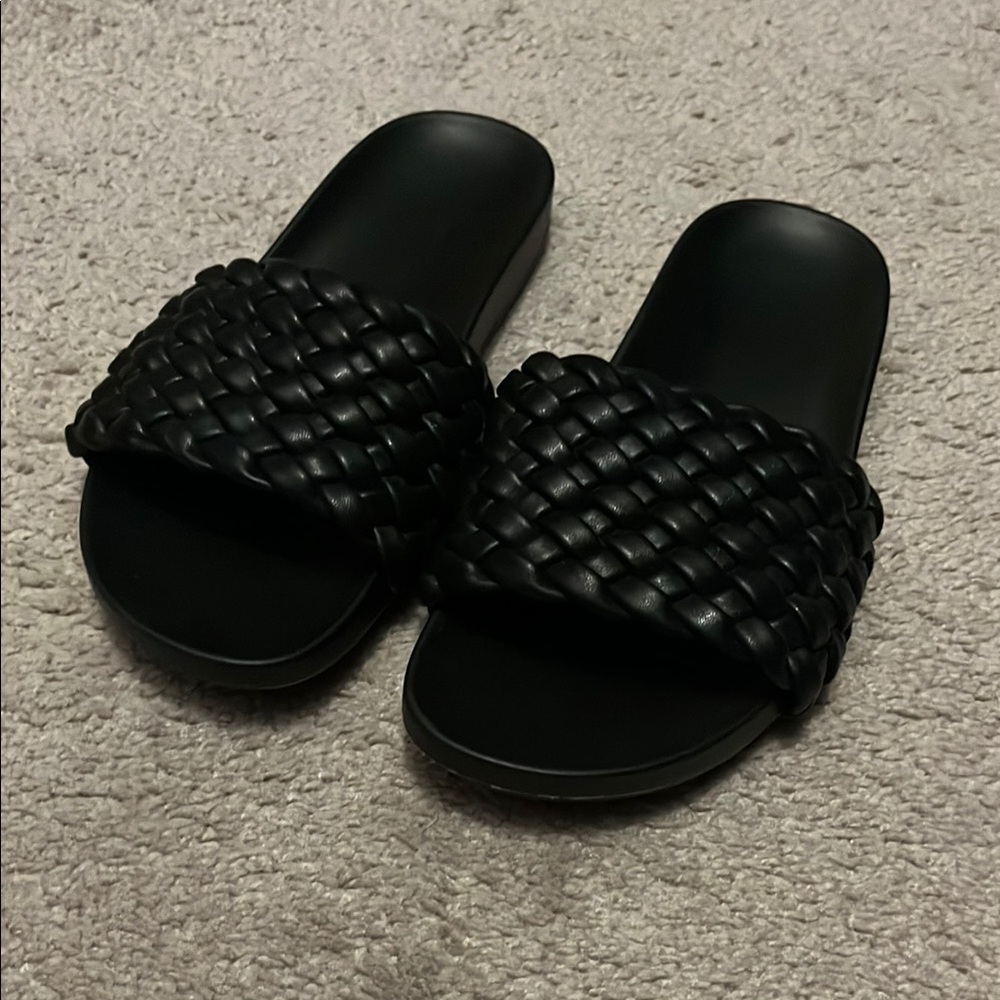 Black Woven Slide Sandals braided size 6